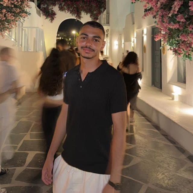عمار فاروق